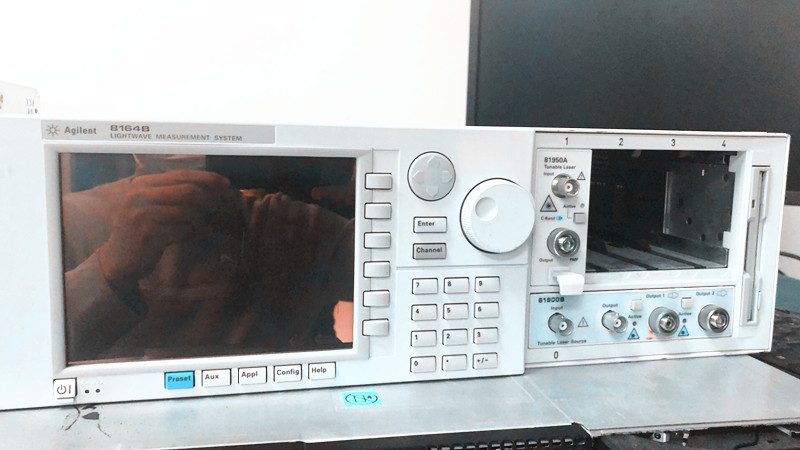 Keysight 8164B 光波測量系統(tǒng)