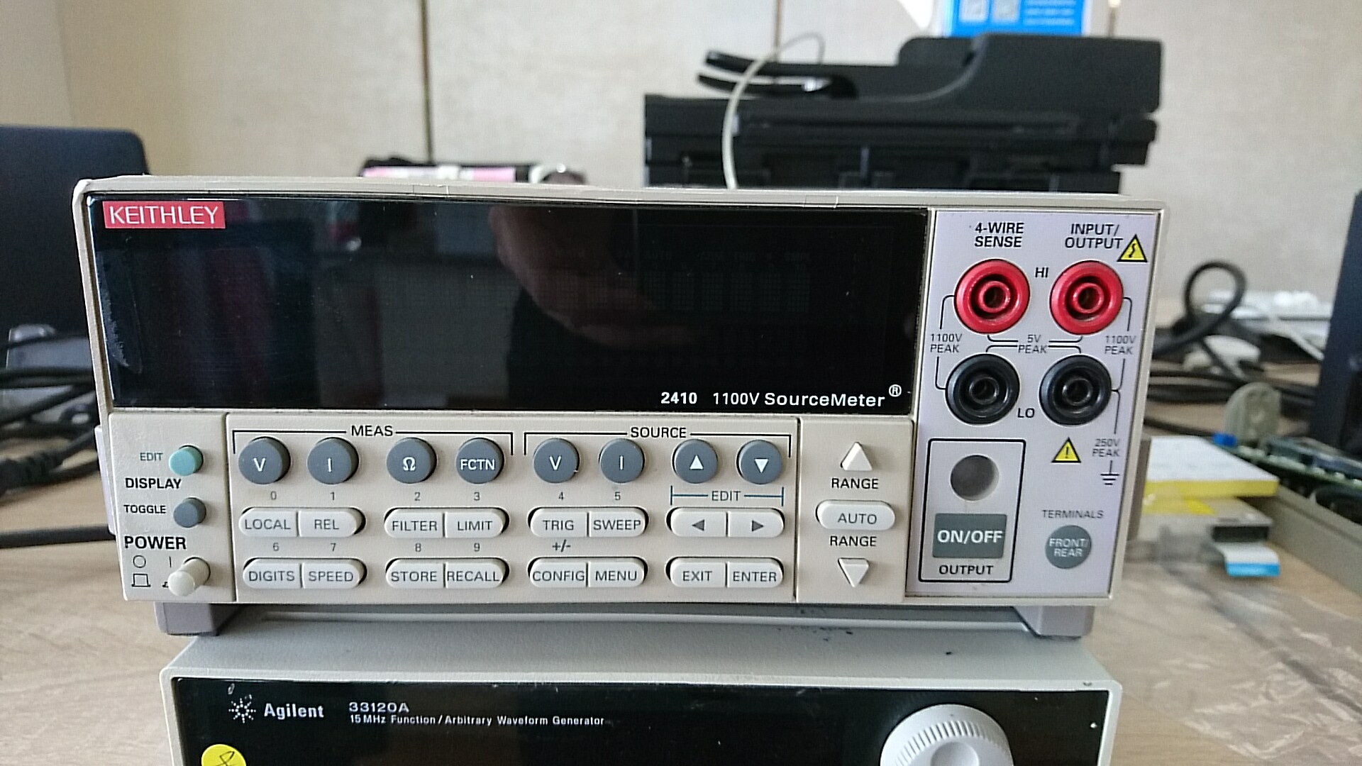 Keithley 2410